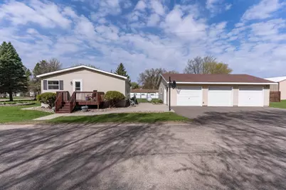 211 E Central Avenue, Clitherall, MN 56524 - Photo 4