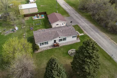 211 E Central Avenue, Clitherall, MN 56524 - Photo 2