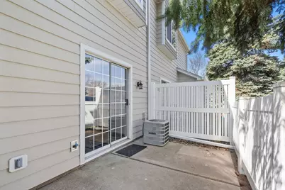 592 Mariner Way, Woodbury, MN 55129 - Photo 18