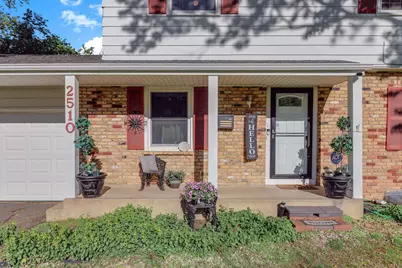 2510 Cavell Avenue N, Golden Valley, MN 55427 - Photo 2