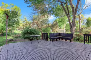 2510 Cavell Ave N, Golden Valley, MN 55427 - Photo 20