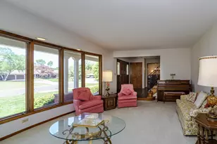3052 Cherrywood Ct, Eagan, MN 55121 - Photo 14