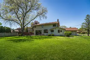3052 Cherrywood Ct, Eagan, MN 55121 - Photo 28