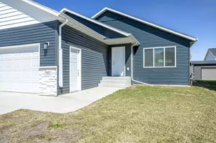 7442 20th St S, Fargo, ND 58104 - Photo 40