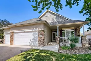 13630 Crosscliffe Pl, Rosemount, MN 55068 - Photo 2