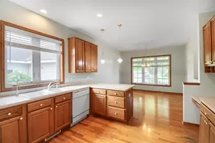 13630 Crosscliffe Pl, Rosemount, MN 55068 - Photo 6