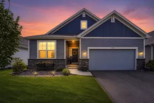 4565 Cobalt Ln, Woodbury, MN 55129 - Photo 2