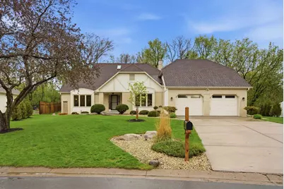 13220 38th Avenue N, Plymouth, MN 55441 - Photo 2