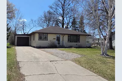 413 Sheridan Street, Crookston, MN 56716 - Photo 1