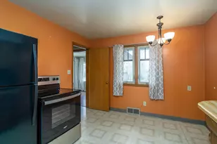 413 Sheridan St, Crookston, MN 56716 - Photo 8