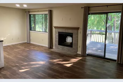 1369 4th Street W, Hastings, MN 55033 - Photo 4