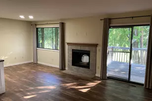 1369 4th St W, Hastings, MN 55033 - Photo 4