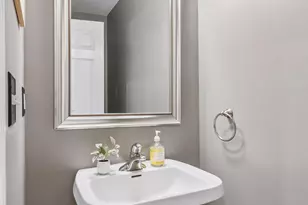 849 Braunworth Ct, Chaska, MN 55318 - Photo 12
