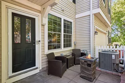 849 Braunworth Court, Chaska, MN 55318 - Photo 2