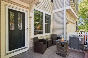 849 Braunworth Ct, Chaska, MN 55318 - Photo 2