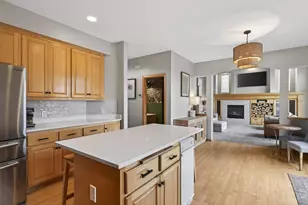 7319 Fawn Hill Rd, Chanhassen, MN 55317 - Photo 20