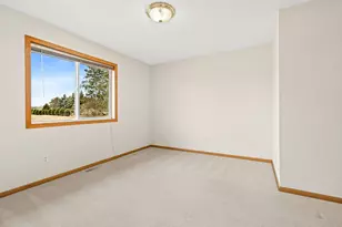 905 W Ridge Ct, New Richmond, WI 54017 - Photo 14