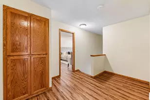 1014 Heldt St, Chaska, MN 55318 - Photo 18