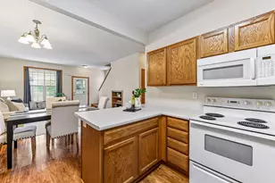 1014 Heldt St, Chaska, MN 55318 - Photo 12
