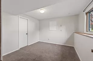 3054 Wilder St N, Roseville, MN 55113 - Photo 32