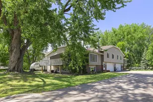 16612 Franklin Trail SE, Prior Lake, MN 55372 - Photo 4