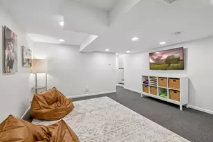 8910 23rd Ave N, Golden Valley, MN 55427 - Photo 32