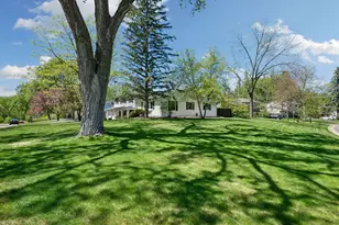 8910 23rd Ave N, Golden Valley, MN 55427 - Photo 38