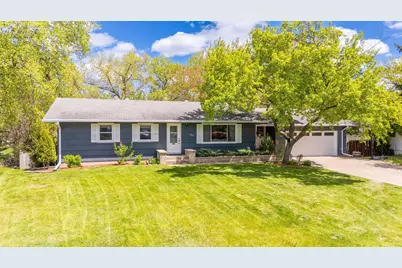 1782 Onacrest Curve, Maplewood, MN 55117 - Photo 2