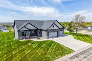 17108 Hilltop Ln SE, Chatfield, MN 55923 - Photo 2
