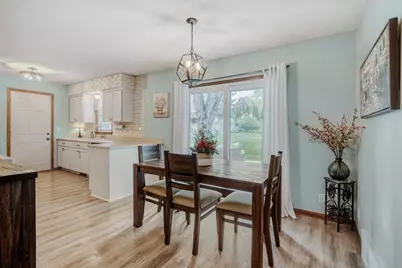 6285 137th Street W, Apple Valley, MN 55124 - Photo 4