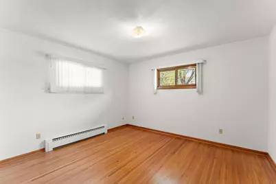 202 Ash Street W, South Saint Paul, MN 55075 - Photo 16
