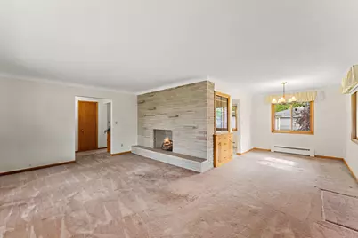 202 Ash Street W, South Saint Paul, MN 55075 - Photo 10
