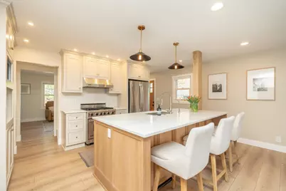 5904 Oaklawn Avenue, Edina, MN 55424 - Photo 2