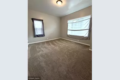 886 Johnson Parkway, Saint Paul, MN 55106 - Photo 8