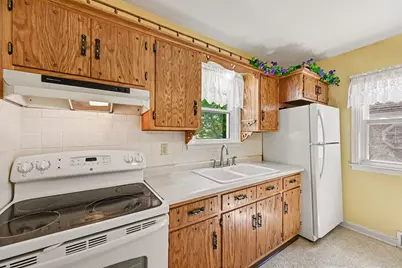 2233 Stewart Avenue, Saint Paul, MN 55116 - Photo 10