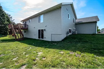 1305 Whistling Straits Court, Altoona, WI 54720 - Photo 36