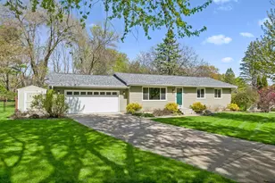 3825 Saratoga Ln N, Plymouth, MN 55441 - Photo 28