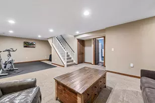 3825 Saratoga Ln N, Plymouth, MN 55441 - Photo 20