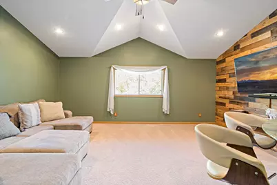 8600 Pineview Lane N, Maple Grove, MN 55369 - Photo 18