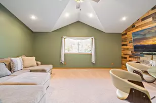 8600 Pineview Ln N, Maple Grove, MN 55369 - Photo 18