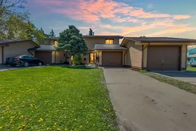 522 Aurora Avenue, Saint Paul, MN 55103 - Photo 1