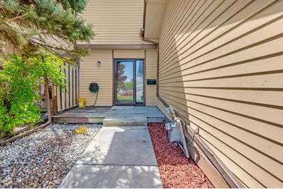 522 Aurora Avenue, Saint Paul, MN 55103 - Photo 4