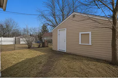 1368 Payne Avenue, Saint Paul, MN 55130 - Photo 24