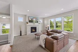 19702 Henning Ave, Lakeville, MN 55044 - Photo 10