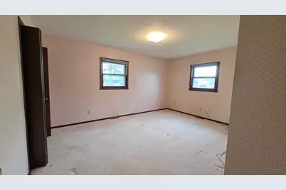 806 N 29 Street N, Fargo, ND 58102 - Photo 14