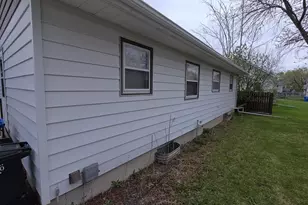 806 N 29 Street N, Fargo, ND 58102 - Photo 6
