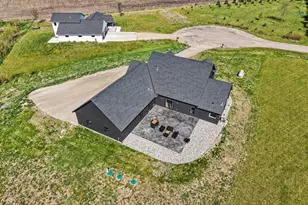19347 Lake Volney Cir, Le Center, MN 56057 - Photo 6