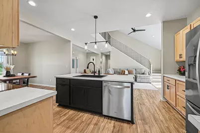 19347 Lake Volney Circle, Le Center, MN 56057 - Photo 10