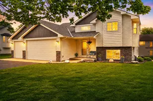 658 Lois Ln, Circle Pines, MN 55014 - Photo 1