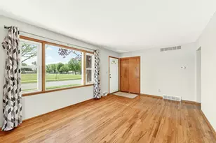 2031 17 1/2 Street NW, Rochester, MN 55901 - Photo 4